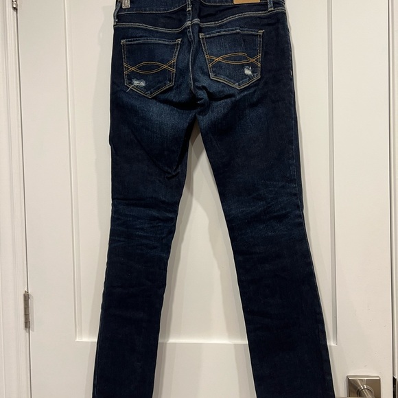 Low rise Abercrombie brand distressed, skinny jeans - Picture 8 of 11